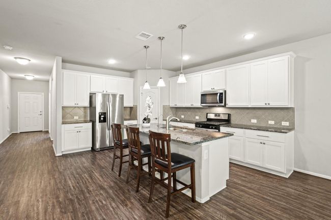 715 Red Elm Ln, House other with 4 bedrooms, 3 bathrooms and 2 parking in Conroe TX | Image 5
