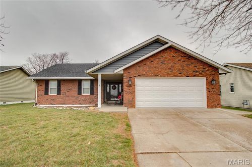 117 Essex Street, Jerseyville, IL, 62052 | Card Image