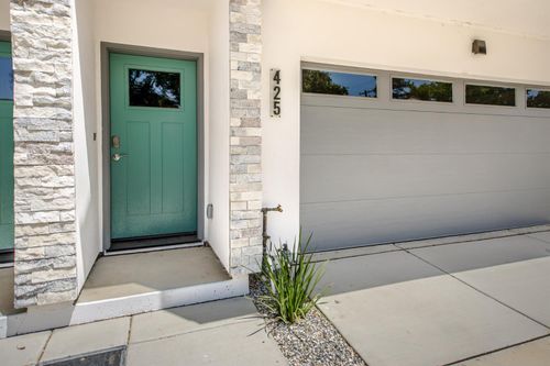 425 Cleveland St, Woodland, CA, 95695-3901 | Card Image