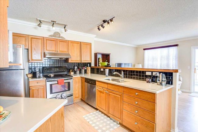 505 34 Avenue Ne, Home with 5 bedrooms, 3 bathrooms and 3 parking in Calgary AB | Image 7