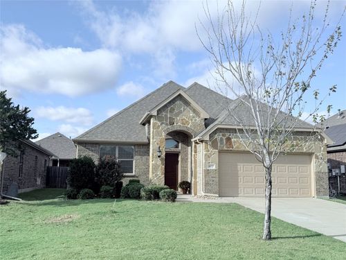612 Redwood Dr, Greenville, TX, 75402-8106 | Card Image