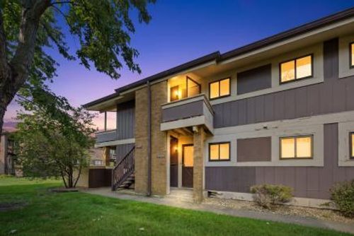 154-20127 Woodale St, Lynwood, IL, 60411-1313 | Card Image