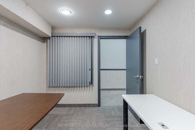 5 - 351 Parkhurst Sq, Home with 0 bedrooms, 1 bathrooms and null parking in Brampton ON | Image 18