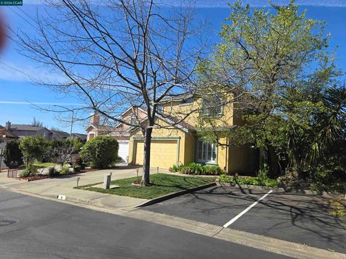 116 Bayhurst Dr, Vallejo, CA, 94591-7182 | Card Image