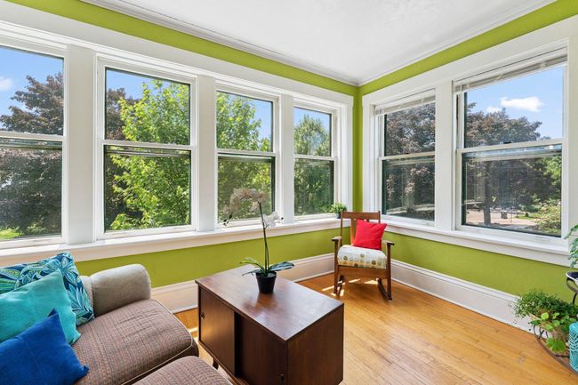 Sunroom | Image 10