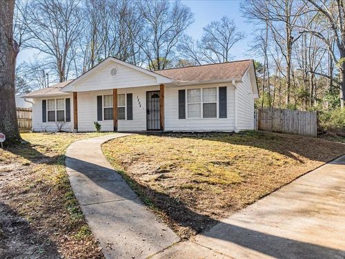1252 Lakeview Dr Nw, Conyers, GA, 30012-4440 | Card Image
