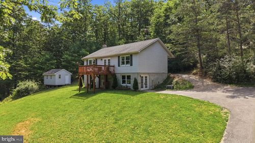 1210 Logger Dr, GORE, VA, 22637-1724 | Card Image