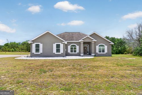 109 Plantation Pines Dr, Blackshear, GA, 31516-3107 | Card Image