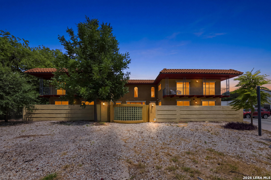 1131 Babcock Rd, Balcones Heights, TX 78201