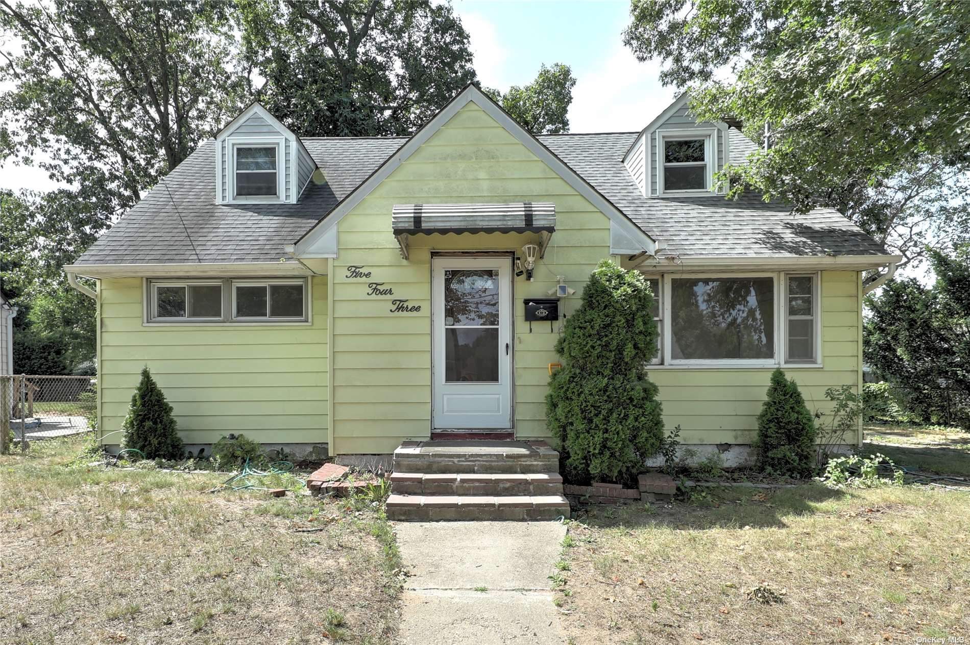 Coolidge Ave, Rockville Centre, NY 11570