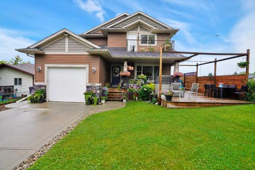 b-5315 50 Avenue, Rocky Mountain House, AB, T4T1E5 | Card Image