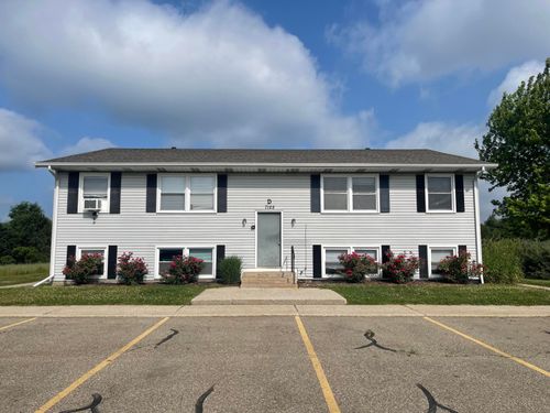 7830 S S 8th St Street, Kalamazoo, MI, 49009 | Card Image