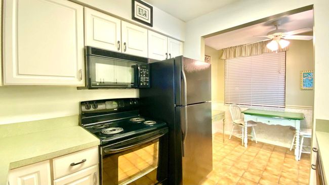 APT-504 - 5059 N Highway A1a, Condo with 2 bedrooms, 2 bathrooms and null parking in Hutchinson Island FL | Image 14