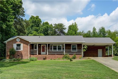 159 Laurell Dr, Eden, NC, 27288-8149 | Card Image