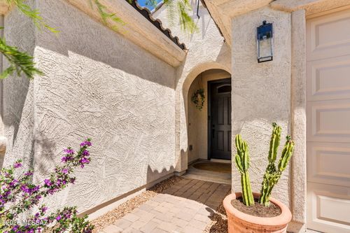 13462 E Joseph Mills Lane, Tucson, AZ, 85747 | Card Image