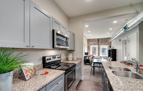 ste-205-300 S Logan St, Denver, CO, 80209-1883 | Card Image