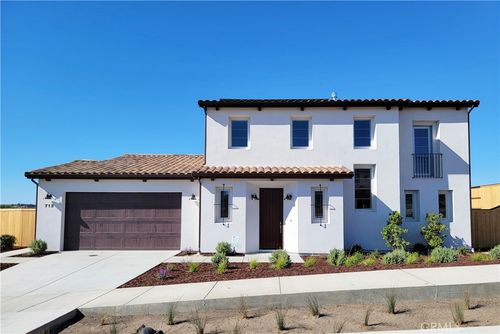713 Manor Ln, Paso Robles, CA, 93446-5841 | Card Image
