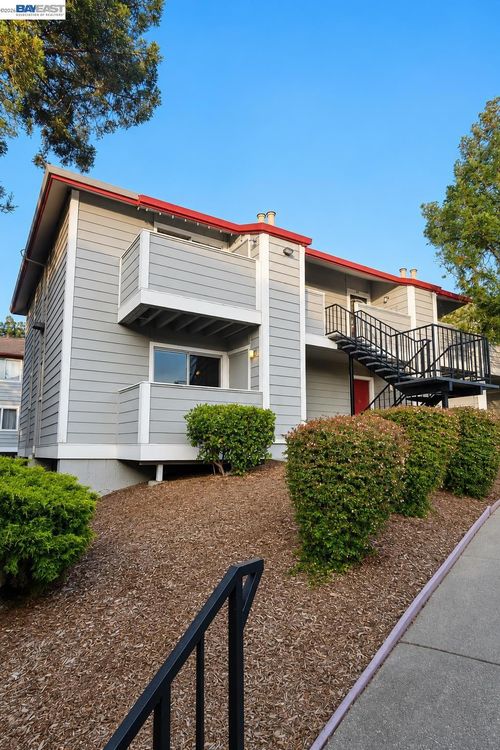 46-29629 Mountain Oak Ct, Hayward, CA, 94544-6741 | Card Image