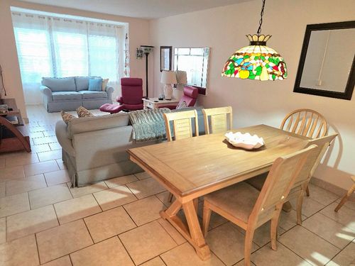 107-2841 Somerset Dr, Lauderdale Lakes, FL, 33311-1958 | Card Image