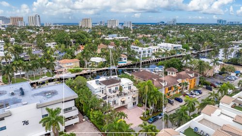 apt-203-70 Isle Of Venice Dr, Fort Lauderdale, FL, 33301-4048 | Card Image