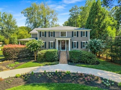 5351 Vernon Lake Dr, Dunwoody, GA, 30338-3526 | Card Image