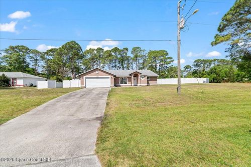 6480 Golfview Ave, COCOA, FL, 32927-8918 | Card Image