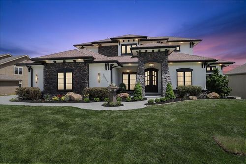 10239 N Kansas Ave, Kansas City, MO, 64155-1939 | Card Image