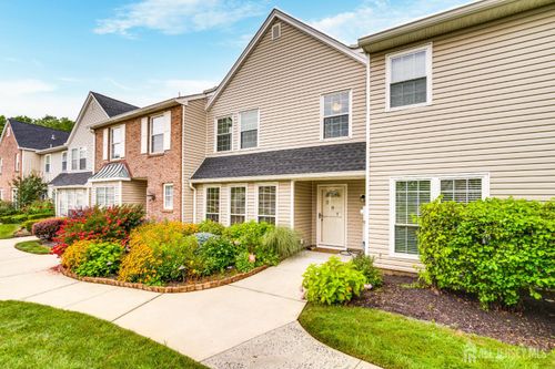 291 Stratford Pl, Morganville, NJ, 07751-1723 | Card Image