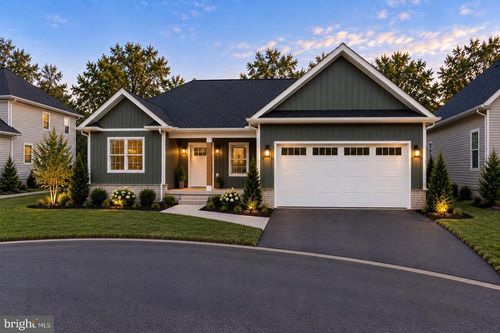 77 Shuykill Dr, MARTINSBURG, WV, 25403-1091 | Card Image