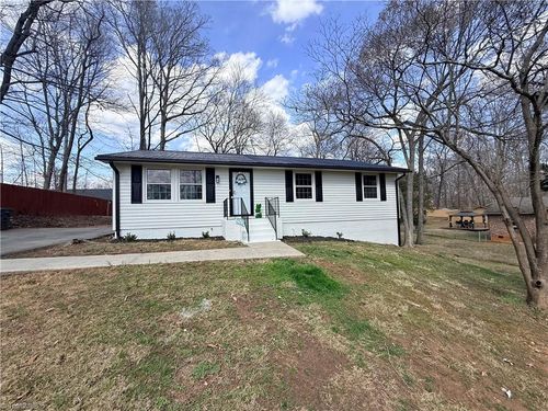 2305 Wilcox Dr, Greensboro, NC, 27405-2846 | Card Image