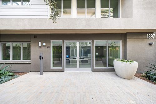 1897 S Union St, Anaheim, CA, 92805-7499 | Card Image