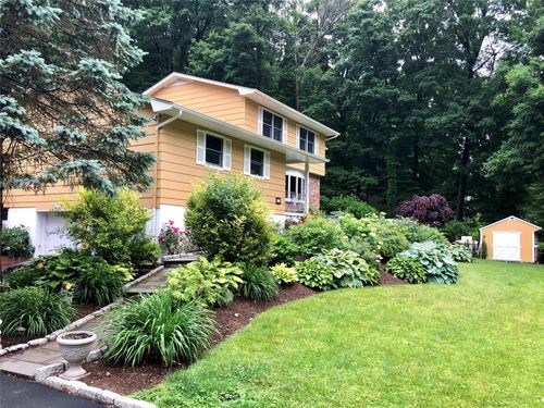 31 Knollwood Ln, Cold Spring, NY, 10516-4114 | Card Image