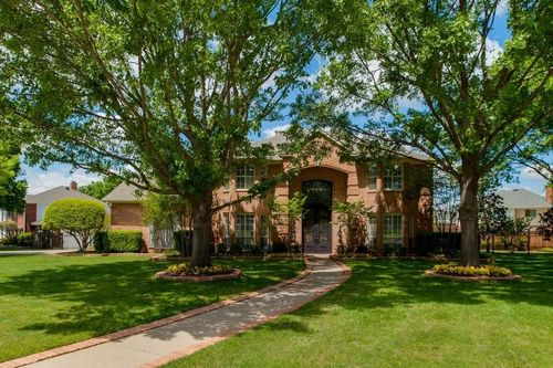 303 Chestnut Cove Cir, Southlake, TX, 76092-5104 | Card Image