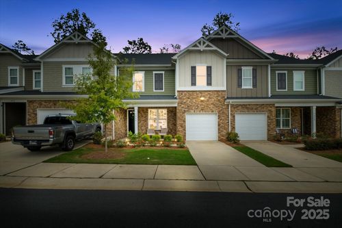 42-7066 Heron Rookery Way, Charlotte, NC, 28214-2657 | Card Image