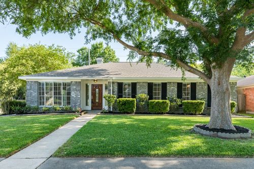 3042 Pecan Point Dr, Sugar Land, TX, 77478-4225 | Card Image