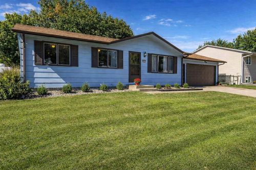 4245 W Mesa Pass Pass, Sioux Falls, SD, 57106 | Card Image