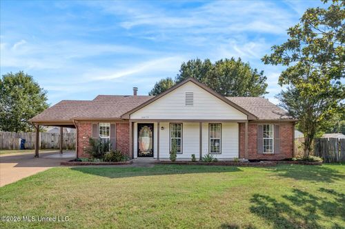 10475 Oak Leaf Drive, Olive Branch, MS, 38654 | Card Image
