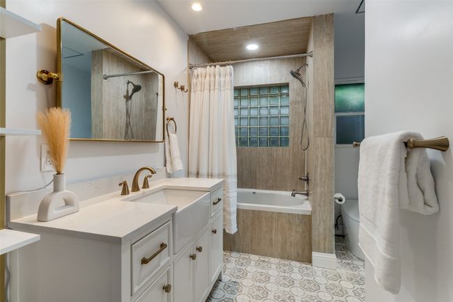 7127 E Mockingbird Ln, House other with 2 bedrooms, 2 bathrooms and null parking in Dallas TX | Image 20