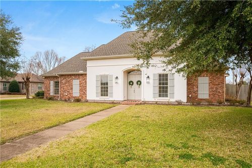 6425 Arden Oaks Dr, Alexandria, LA, 71301-2858 | Card Image