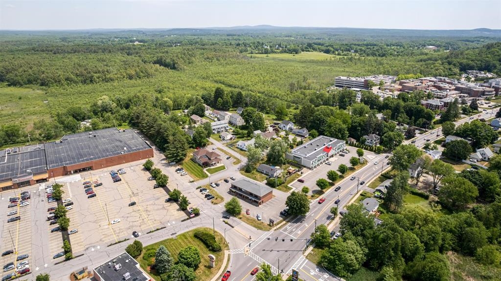 Commercial Lease in Dover 5
