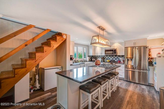 266 Warren Rd 18 Large | Image 18