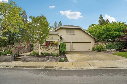 11 Tennis Club Dr, Danville, CA, 94506-2153 | Card Image