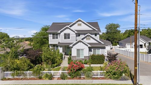 362 S 400 E, Centerville, UT, 84014-2406 | Card Image