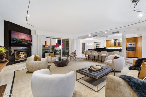 unit-602-2857 Paradise Rd, Las Vegas, NV, 89109-5290 | Card Image