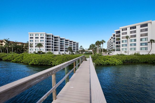 APT-602B - 8735 Midnight Pass Rd, Condo with 2 bedrooms, 2 bathrooms and null parking in SARASOTA FL | Image 5