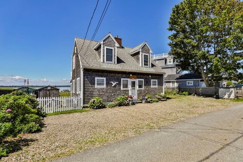 17-17 Harbor St, Newburyport, MA, 01950-4301 | Card Image