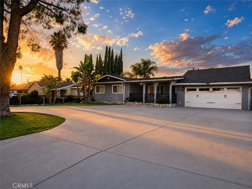 1437 E Vine Ave, West Covina, CA, 91791-3125 | Card Image
