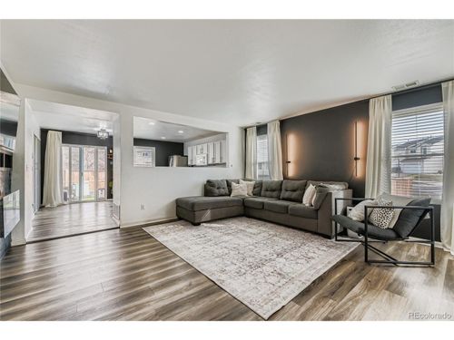 892 Mockingbird Ln, Brighton, CO, 80601-7353 | Card Image