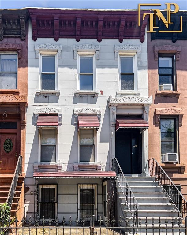 Bushwick Ave, Brooklyn, NY 11221
