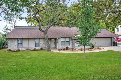 1005 N Faulkner Place, Claremore, OK, 74017 | Card Image